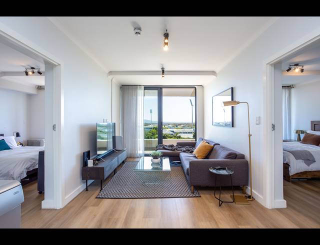 2 BEDROOM APARTMENT SOLD IN NEWLANDS